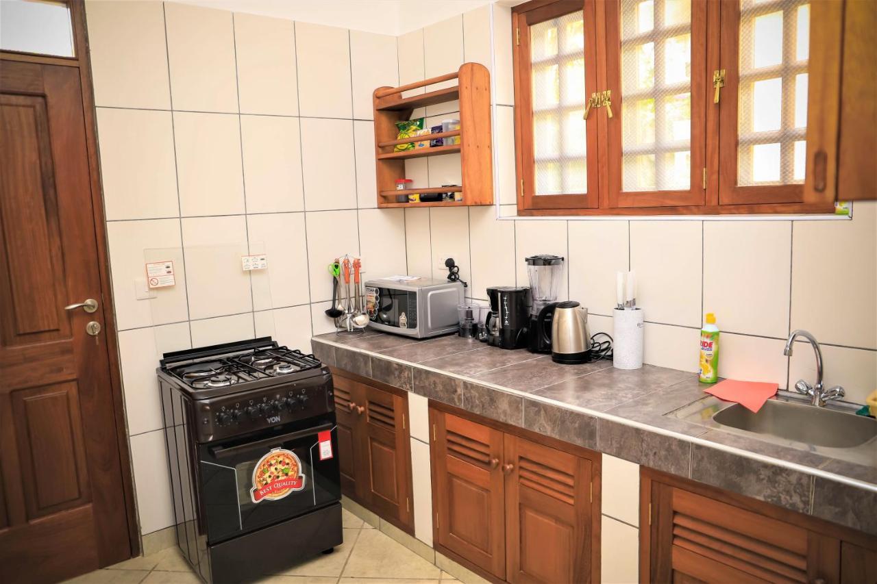 V-Szameitat Homes 디아니 해변 외부 사진
