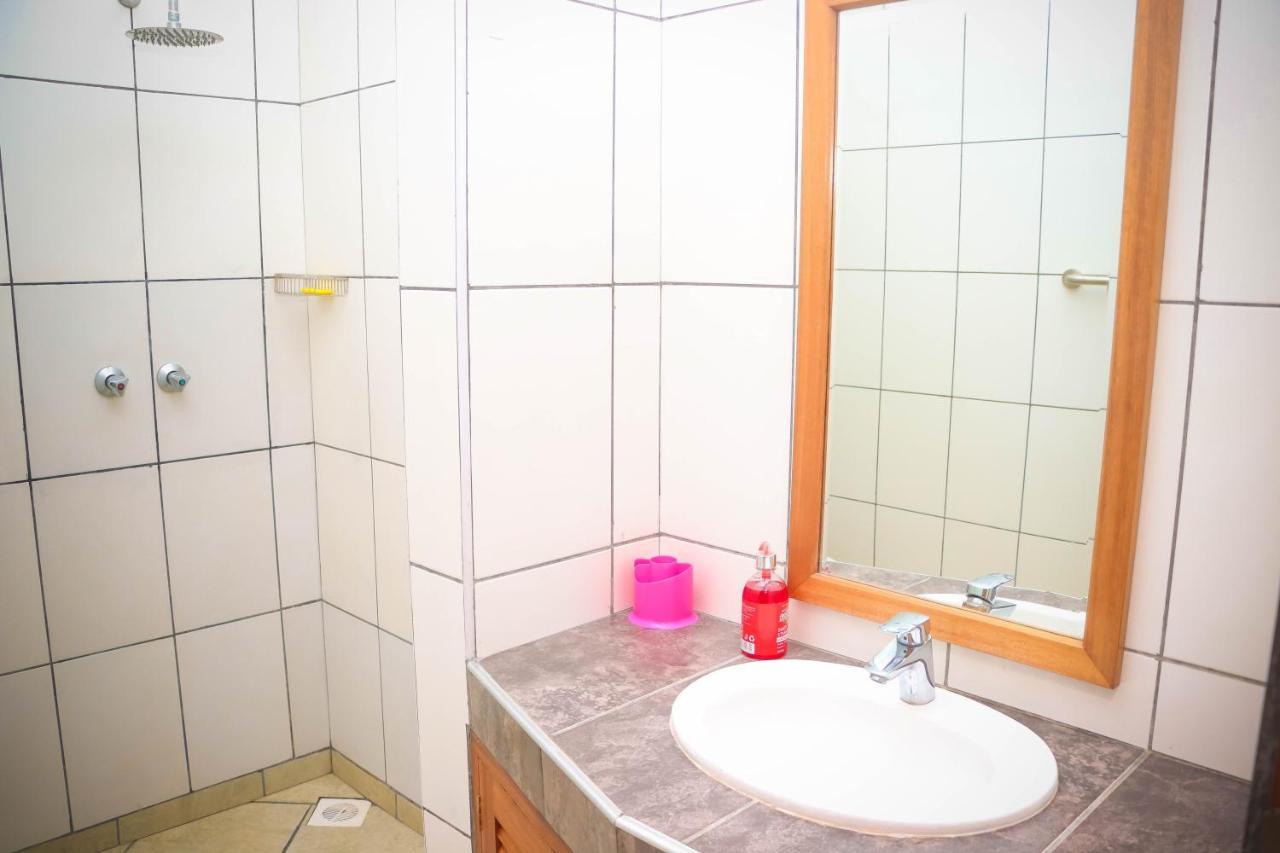 V-Szameitat Homes 디아니 해변 외부 사진